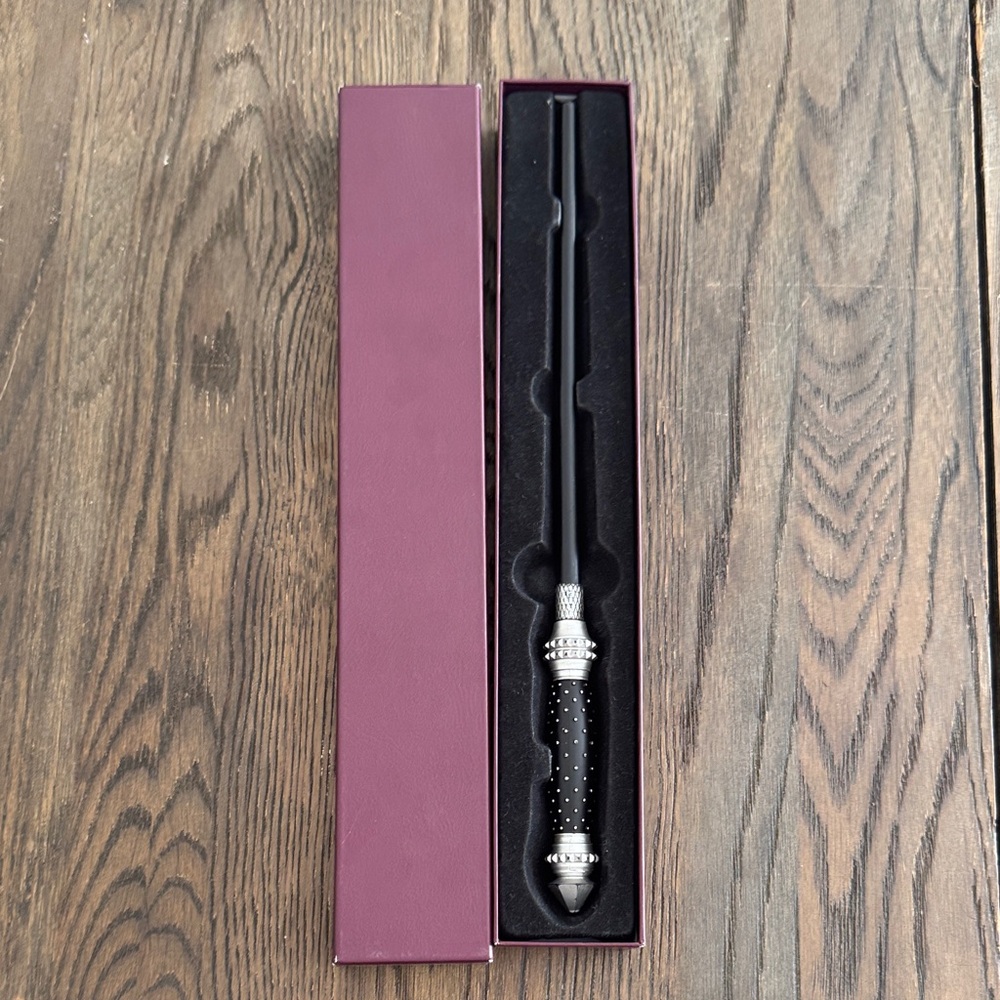 The Wizarding World of Harry Potter Universal Studios Narcissa Malfoy Wand